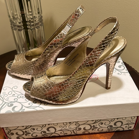 Lulu Townsend heels - Picture 4 of 7